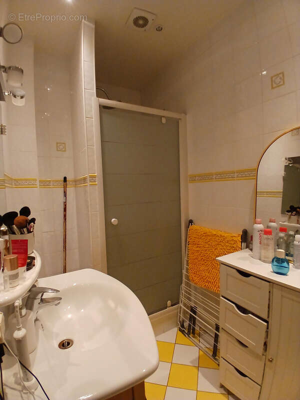 Appartement à PARIS-11E