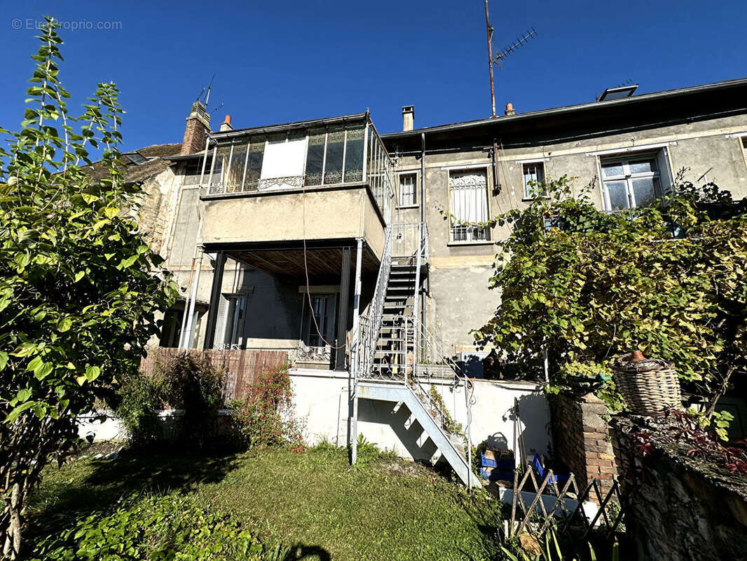 Appartement à MONTEREAU-FAULT-YONNE