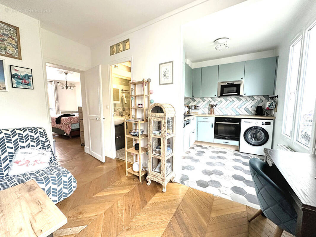 Appartement à PARIS-15E