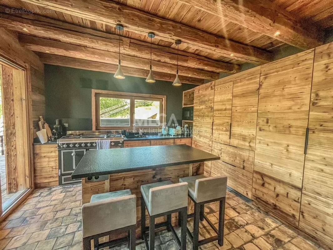 Maison à SAINT-ETIENNE-DE-TINEE