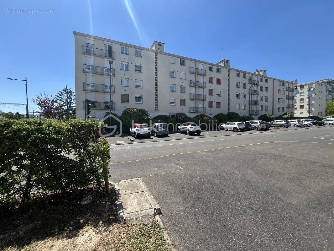 Appartement à JOUE-LES-TOURS