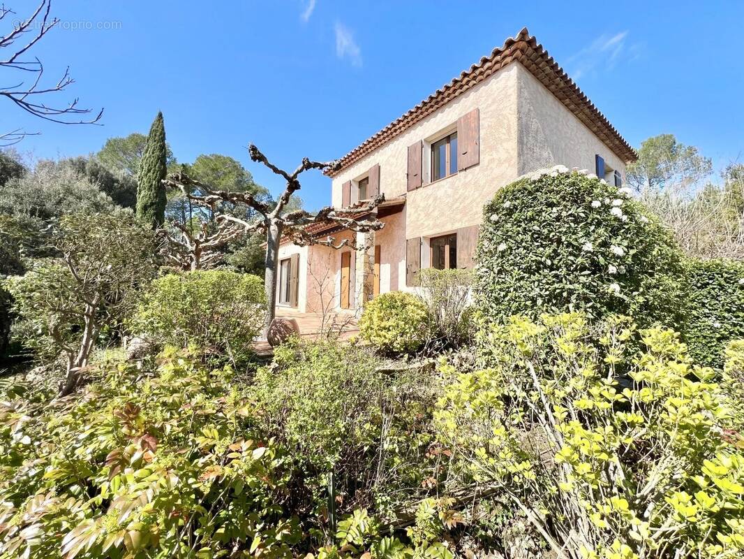 Maison à FORCALQUEIRET