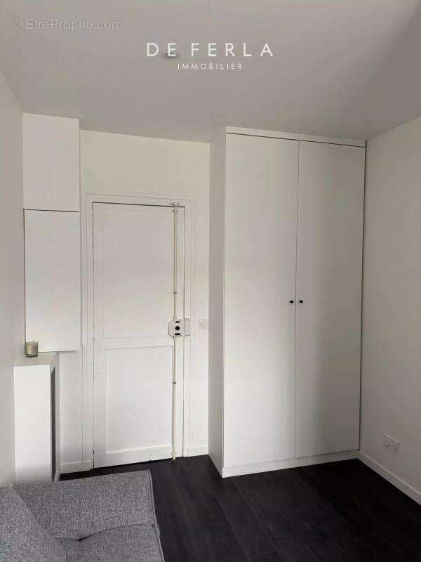 Appartement à PARIS-8E