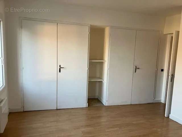 Appartement T3 de 93 m² Cheminée Parking - photo 5