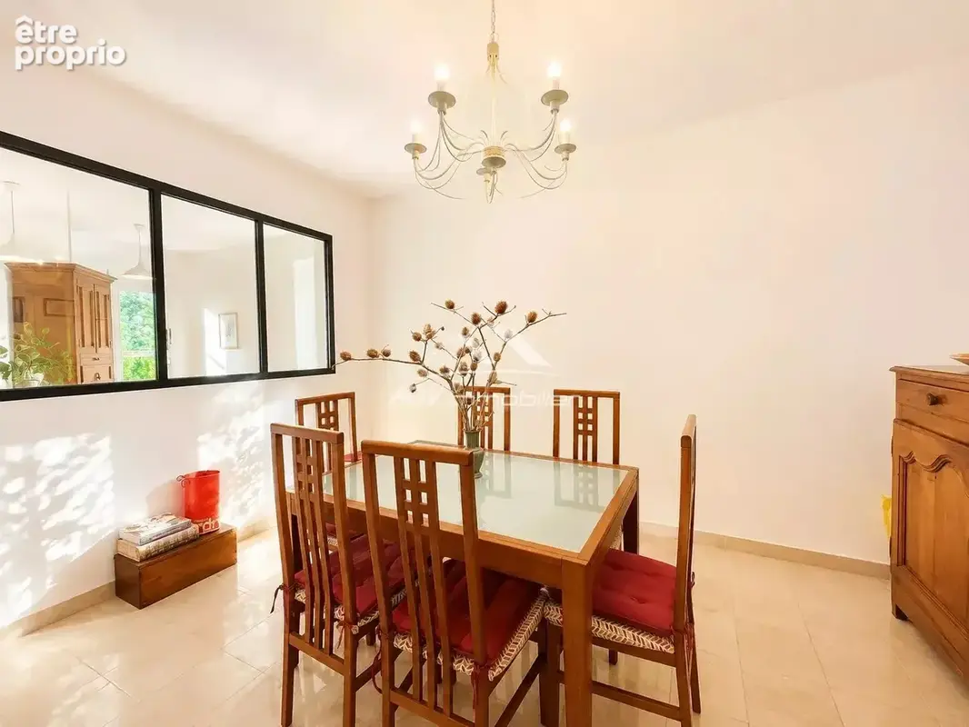 Centre ville Alès - Appartement T5 avec balcon - photo 5
