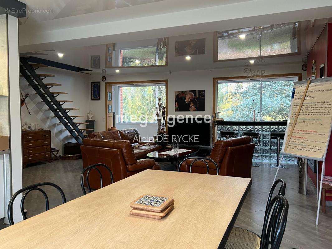 Maison à FONTAINE-LA-GAILLARDE