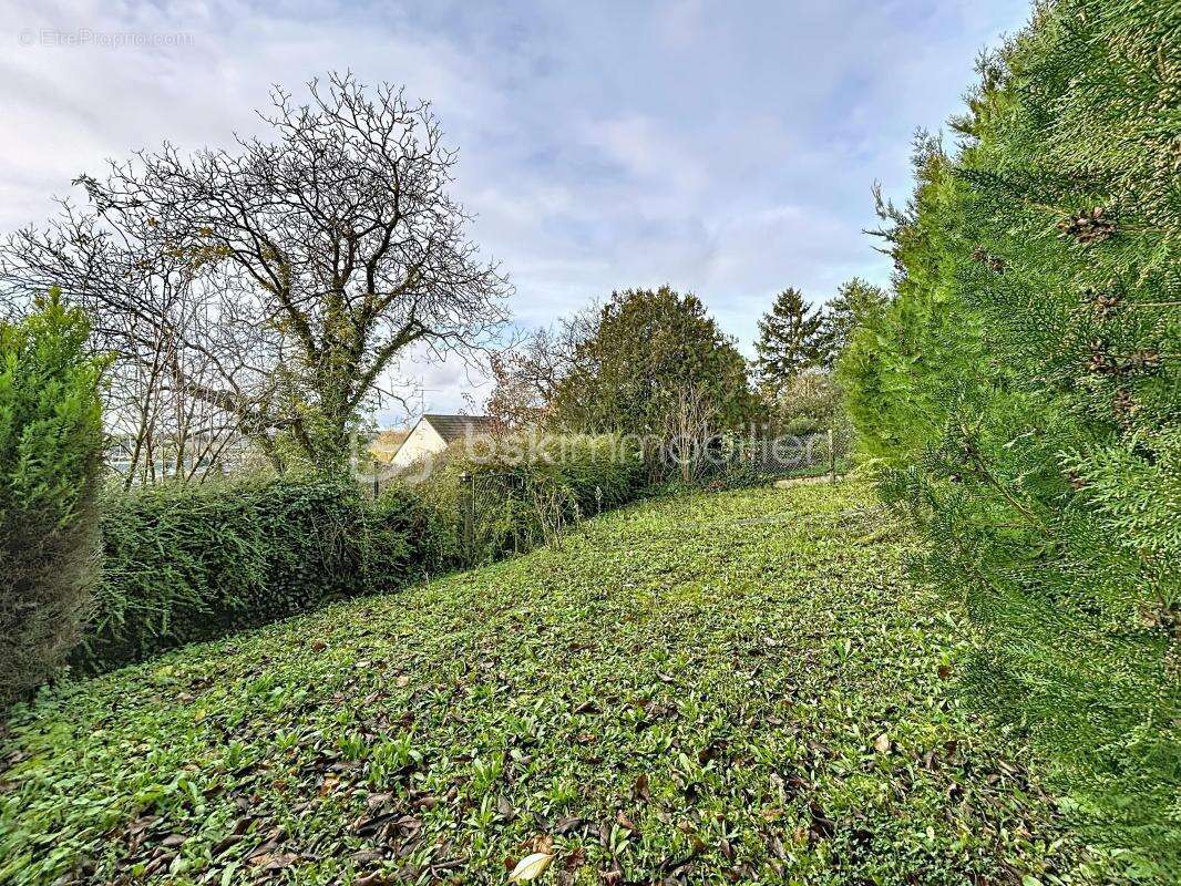 Maison à CORBEIL-ESSONNES