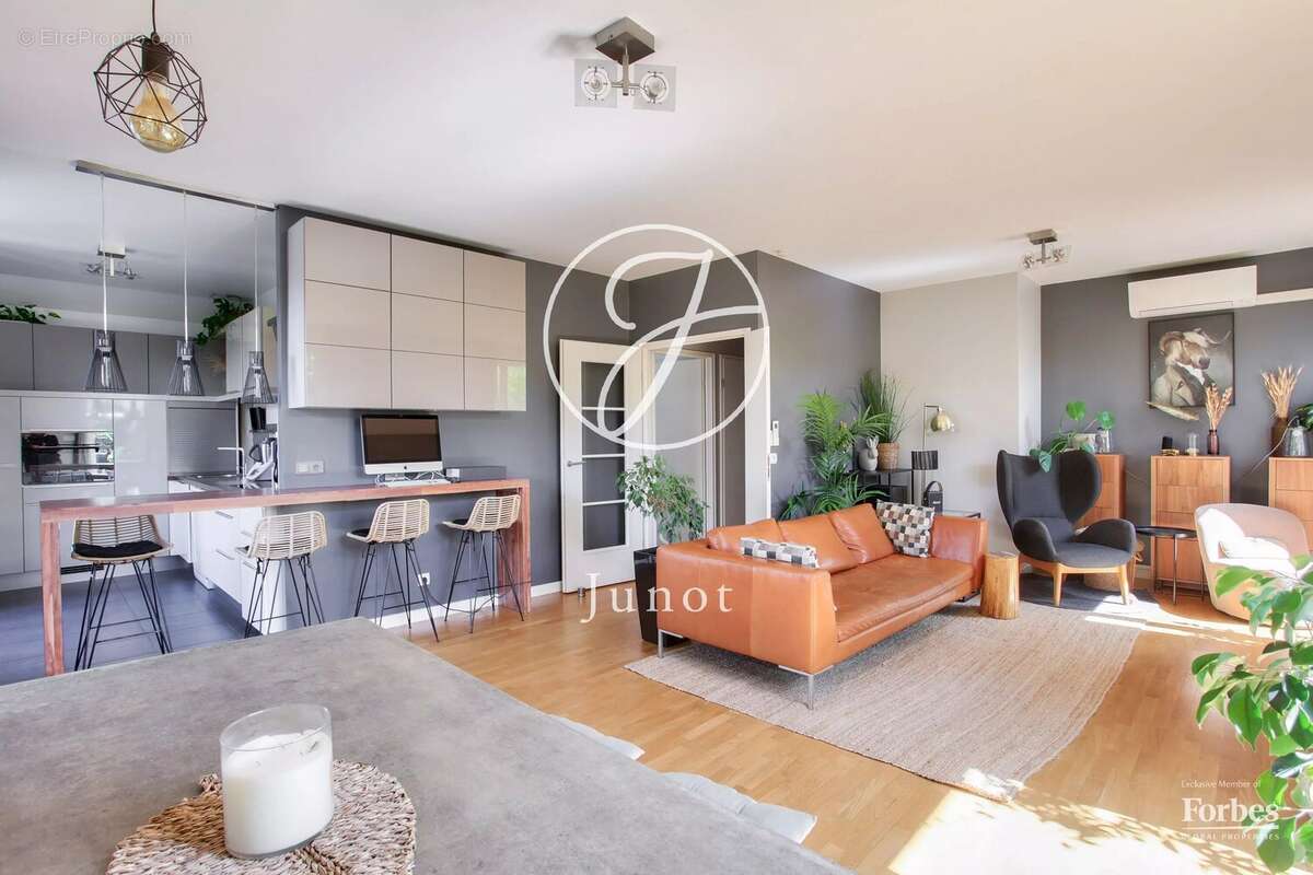 Appartement à VERSAILLES