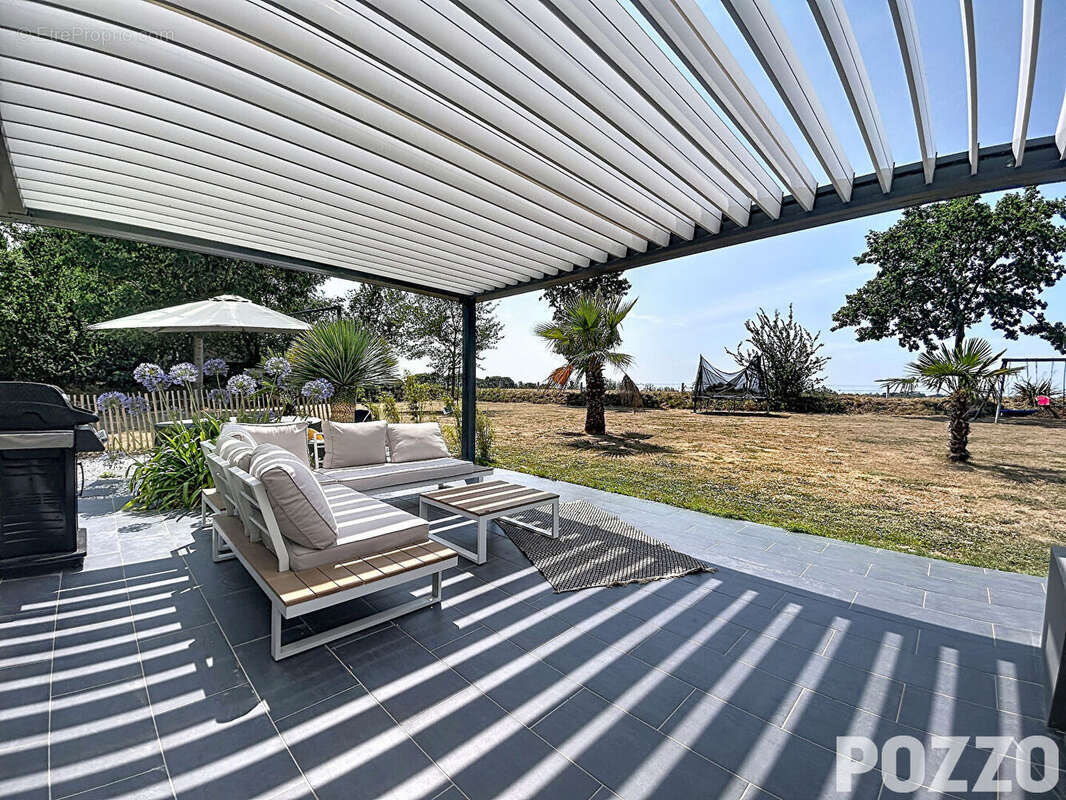 SAINT-PLANCHERS (50400), très belle maison contemporaine sans aucun vis à vis. - photo 14