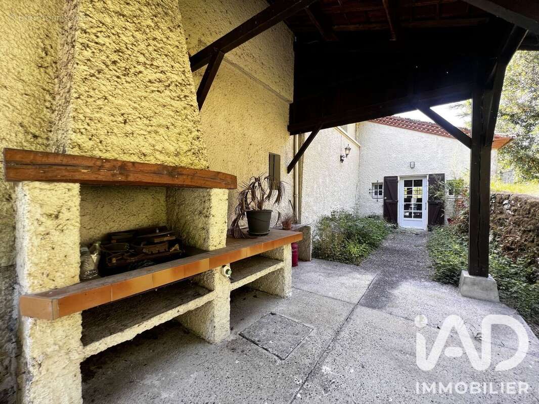 Maison 182 m² à Foulayronnes  - photo 6