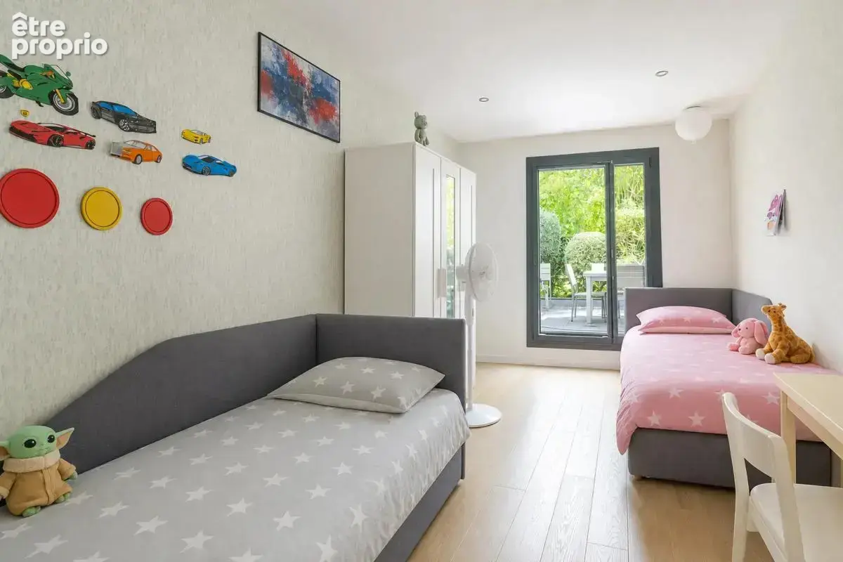 Appartement Saint-Cloud – Val d’Or – 151 m² – 4 chambres – Jardin & terrasse – Parking – Cave - photo 9