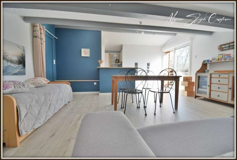 Maison à PARENTIS-EN-BORN