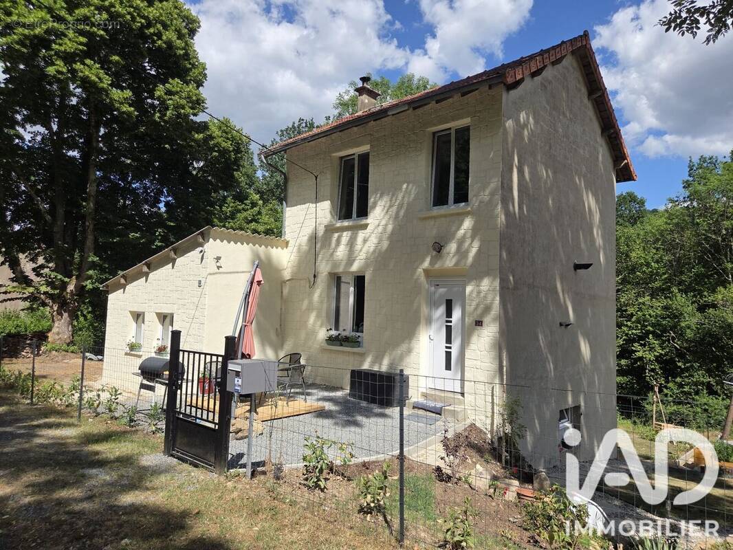 Photo 1 - Maison à CROZE
