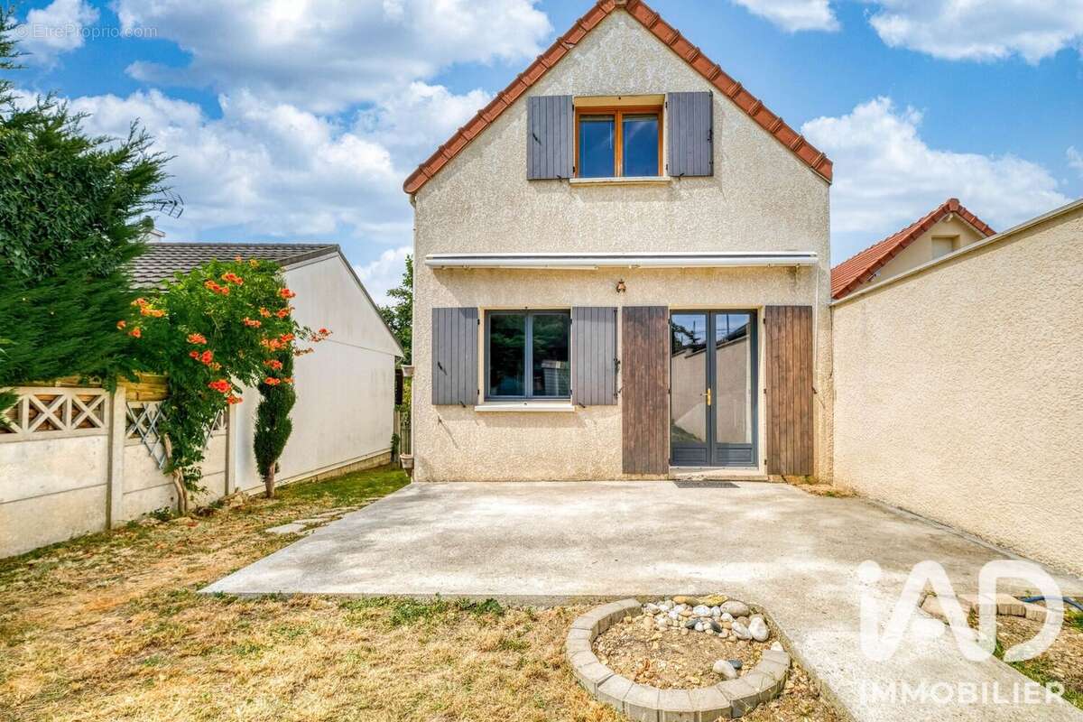 Photo 4 - Maison à SAINT-THIBAULT-DES-VIGNES