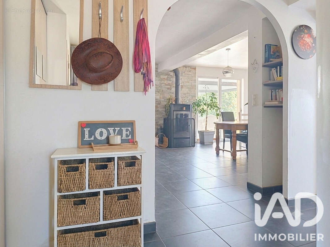 Maison 117 m² à Saint-Carreuc  - photo 6