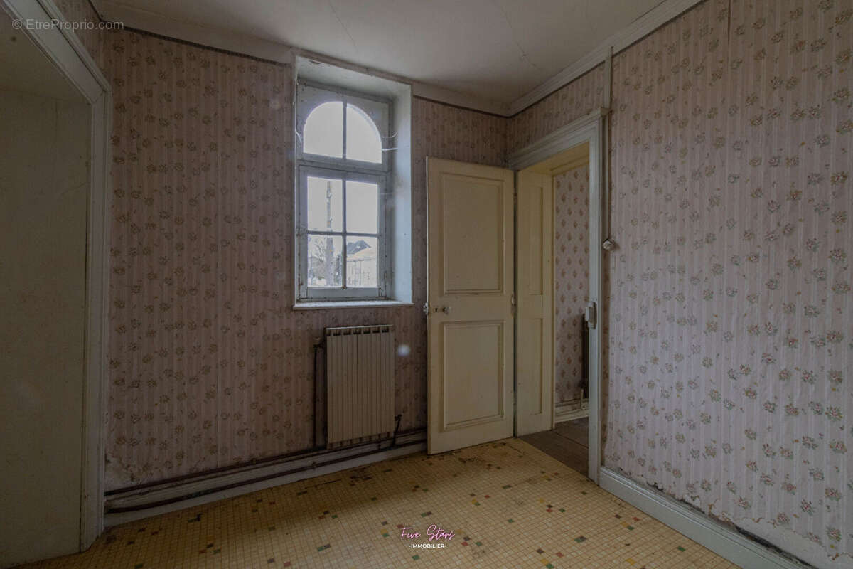 Maison à CHAMBLEY-BUSSIERES