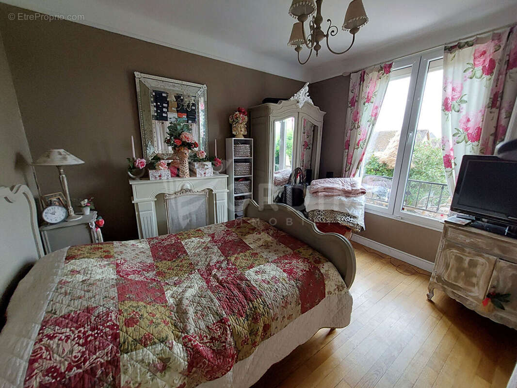 Maison à BUSSY-LE-REPOS