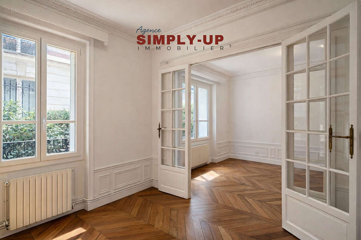 Appartement à NEUILLY-SUR-SEINE
