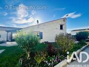 Photo 1 - Maison à CROIX-CHAPEAU