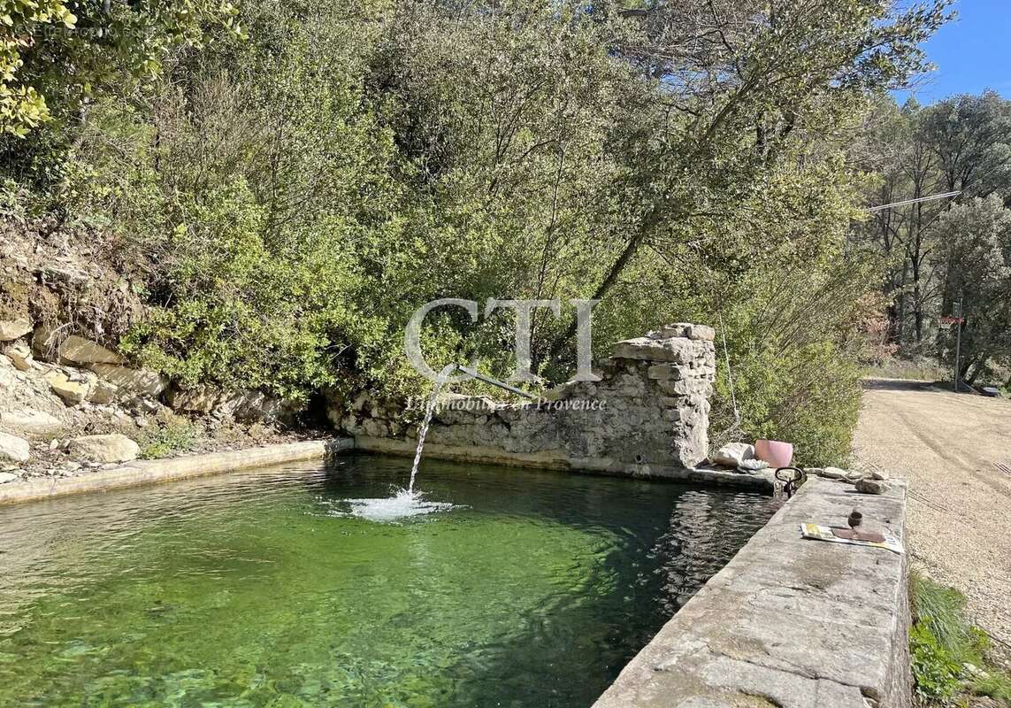 Maison à VAISON-LA-ROMAINE