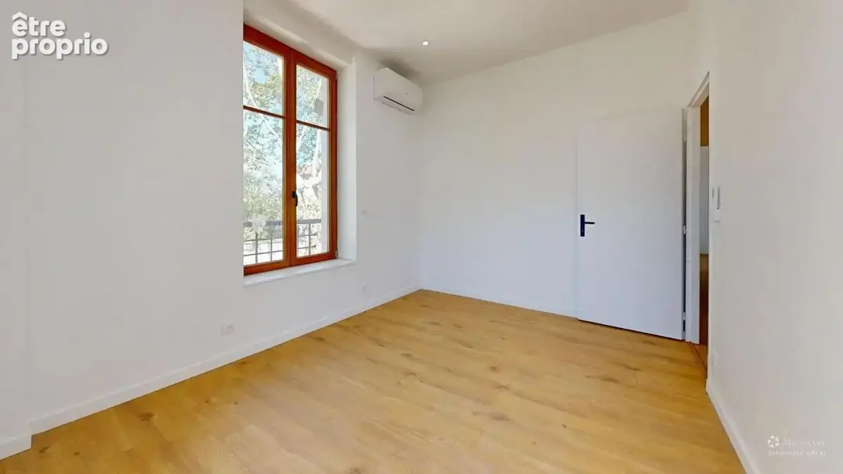  Rare à la Vente – Duplex Neuf de 103 m² dans une Maison de Maître au Cœur d'un Parc Arboré - photo 3