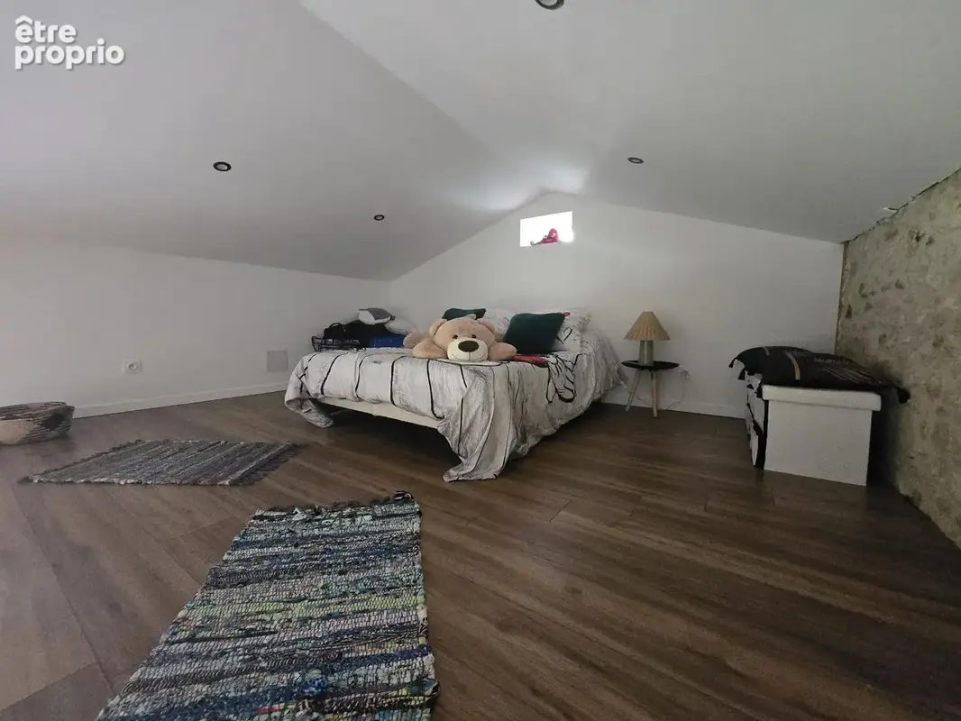 Magnifique maison 3 chambres dans le centre de Montendre avec mobilier. - photo 8