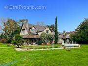 Maison à MONTGIVRAY