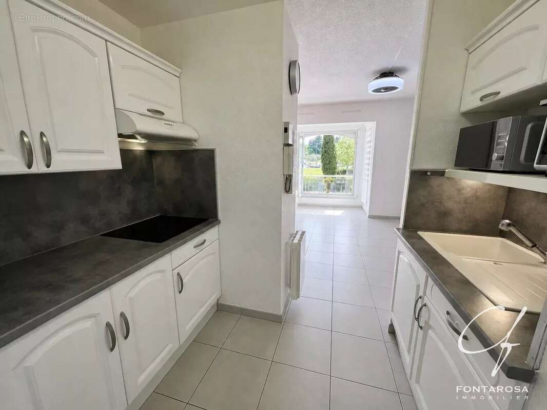Appartement à FREJUS