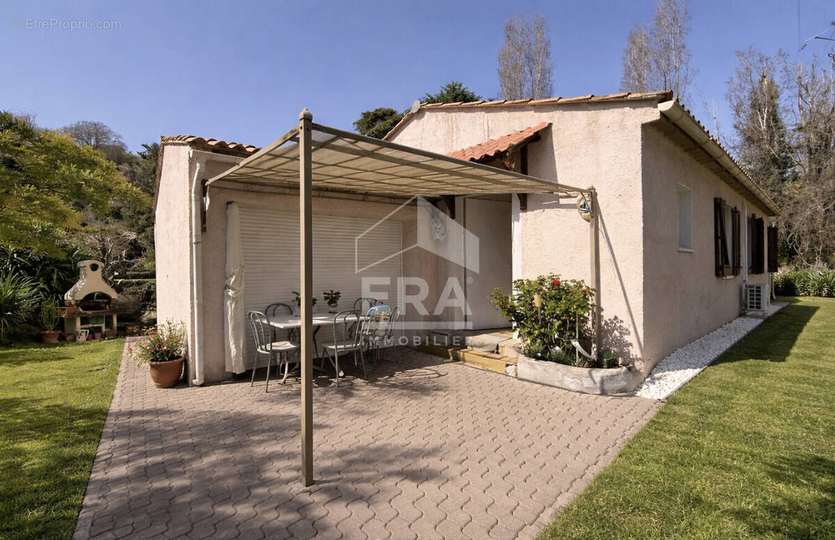 Maison à CAGNES-SUR-MER