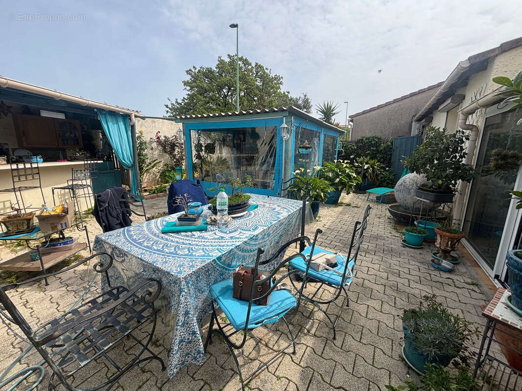 Maison à SOLLIES-PONT