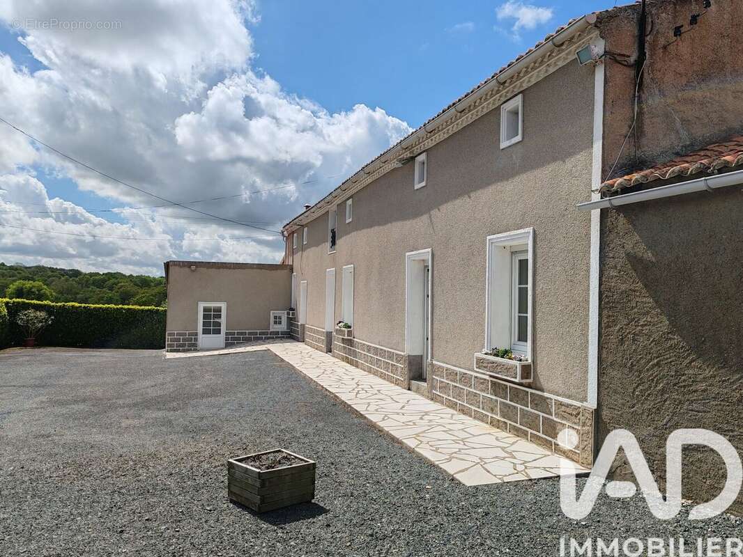 Photo 6 - Maison à CERNUSSON