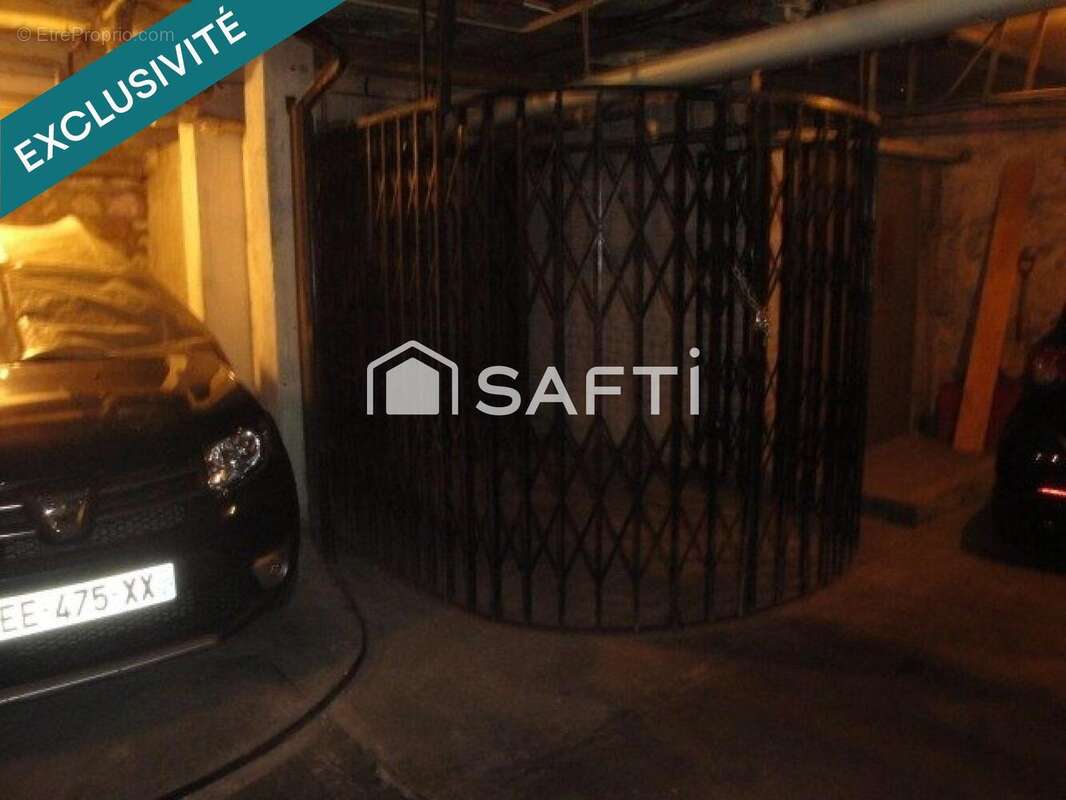 Photo 2 - Parking à PARIS-16E