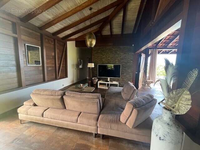 Maison à CASE-PILOTE