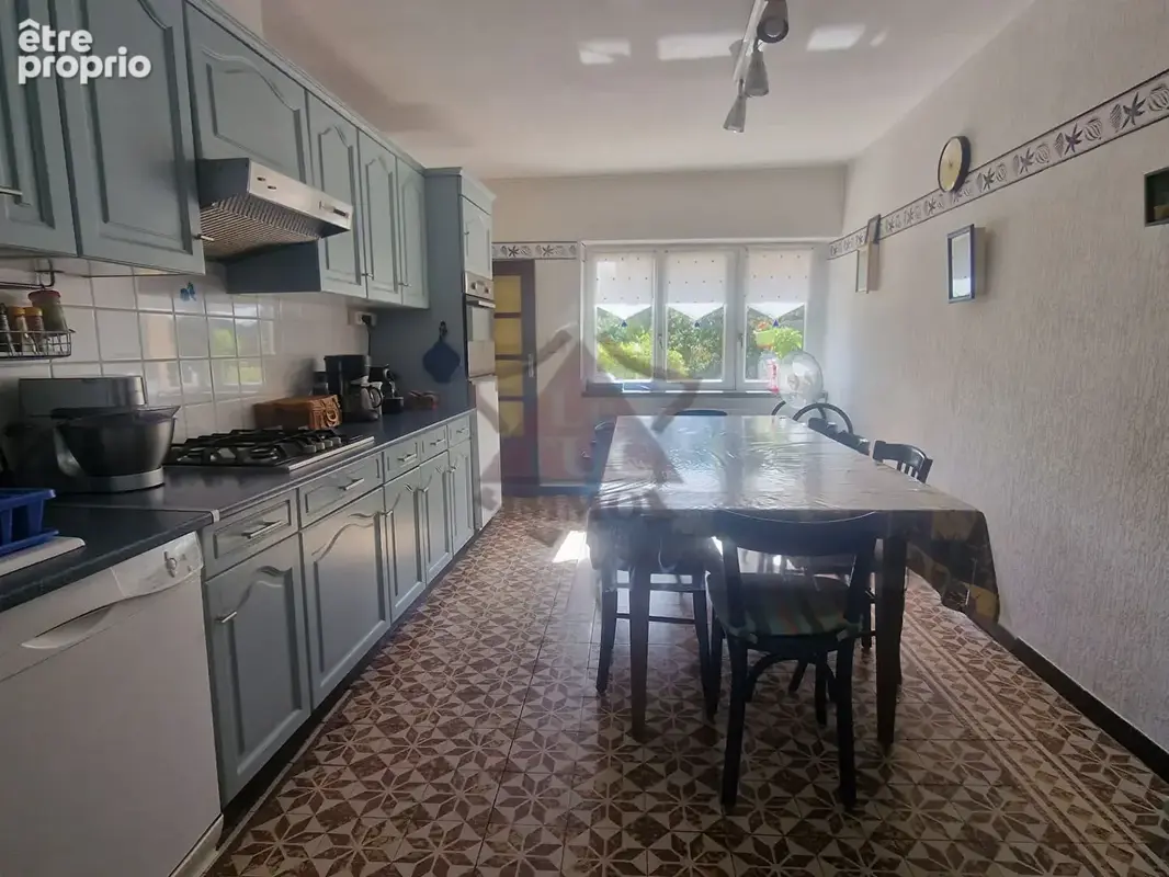 Maison en pierres avec hangar et piscine - photo 7
