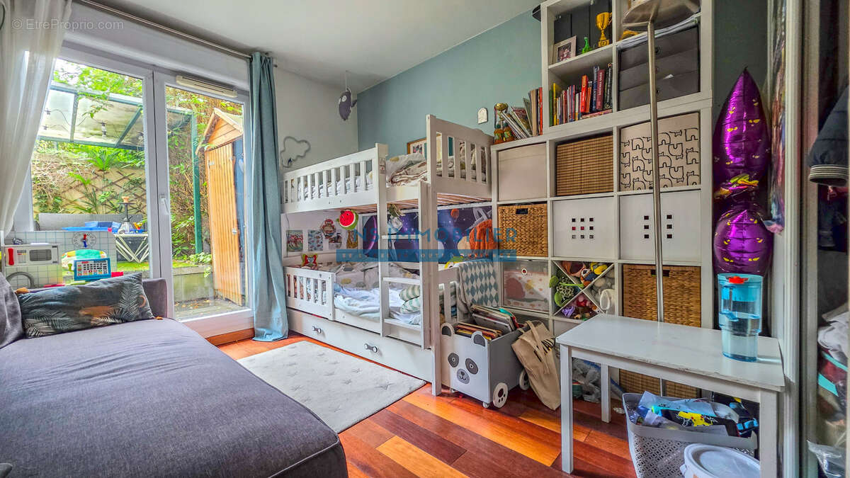 Appartement à SARTROUVILLE