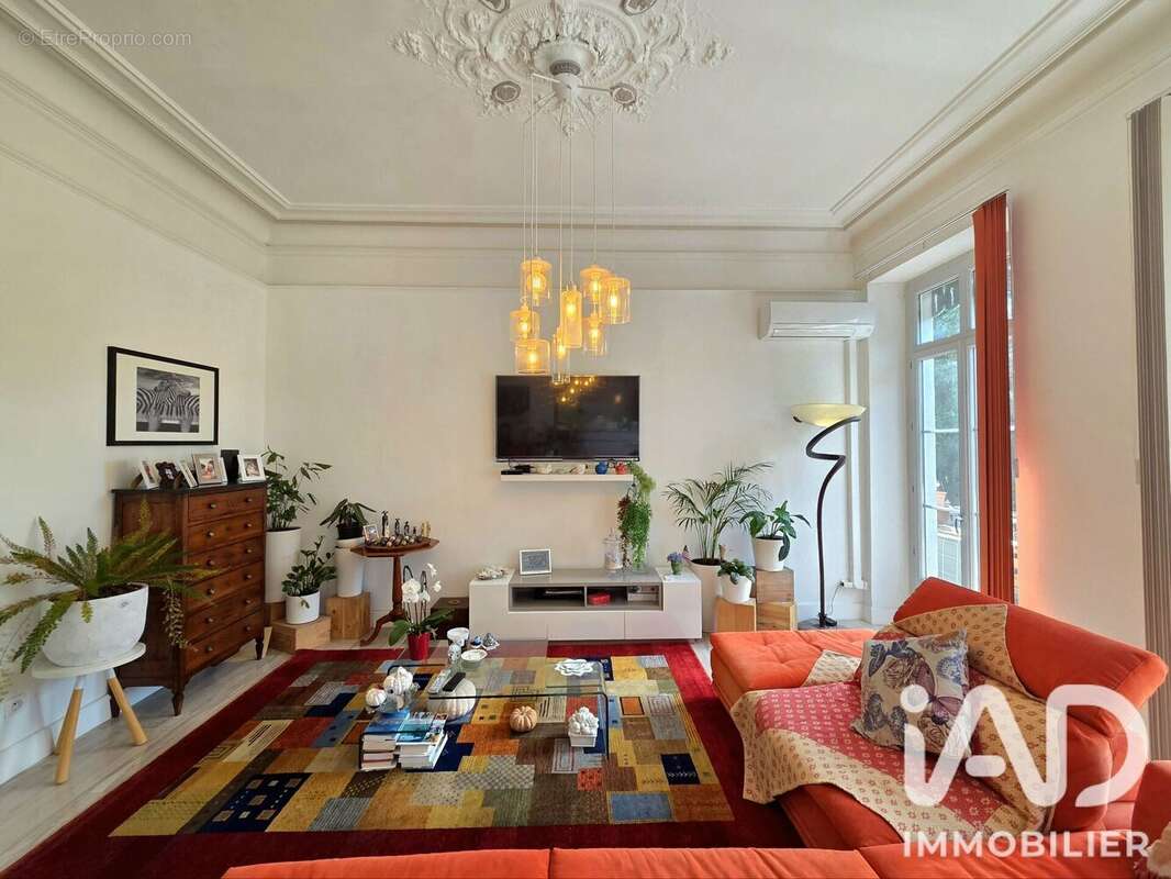 Appartement 155 m² à Nimes  - photo 4
