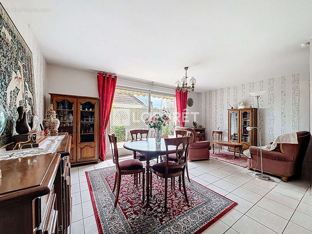 Appartement à OUISTREHAM