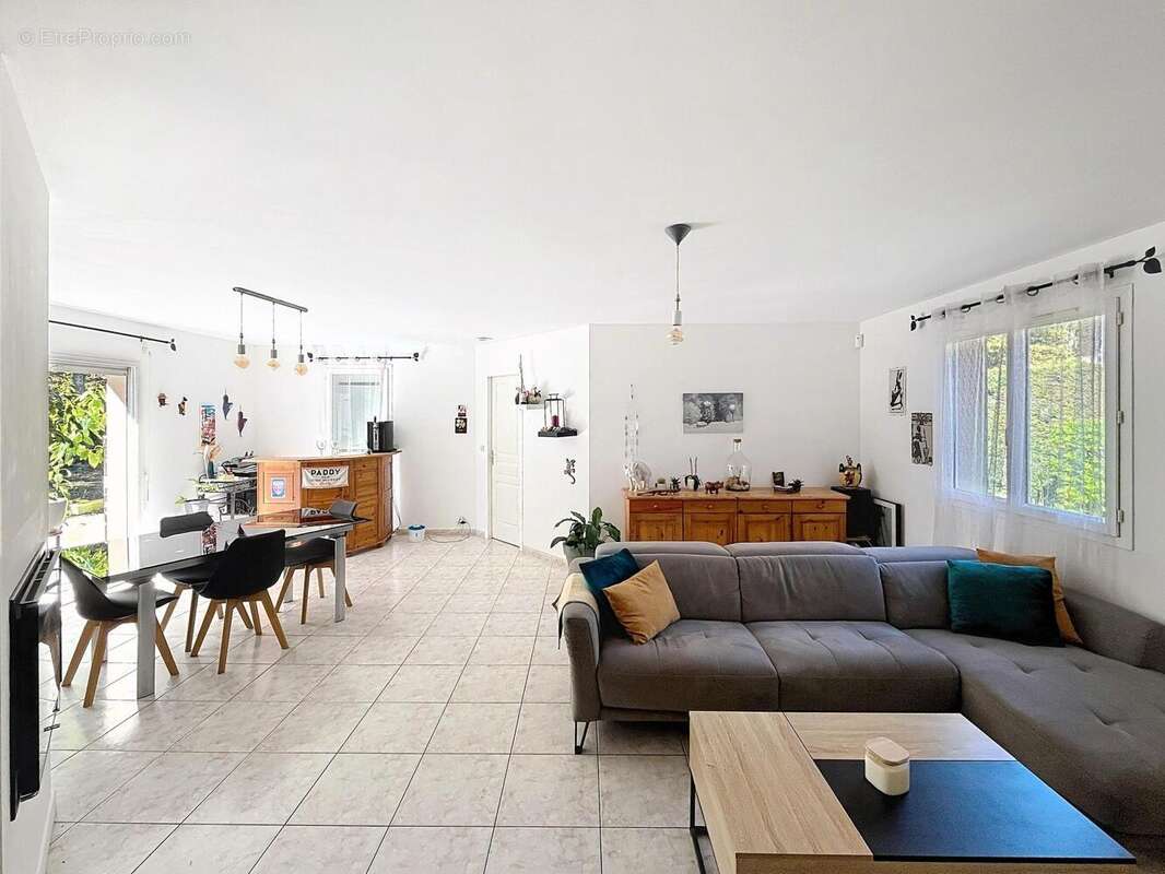 Photo 4 - Maison à MARTIGNAS-SUR-JALLE