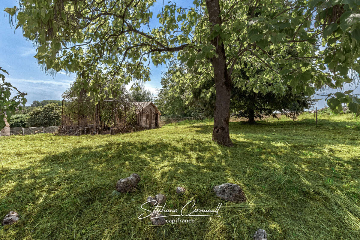 Maison en pierre de 147m² à la campagne - photo 15