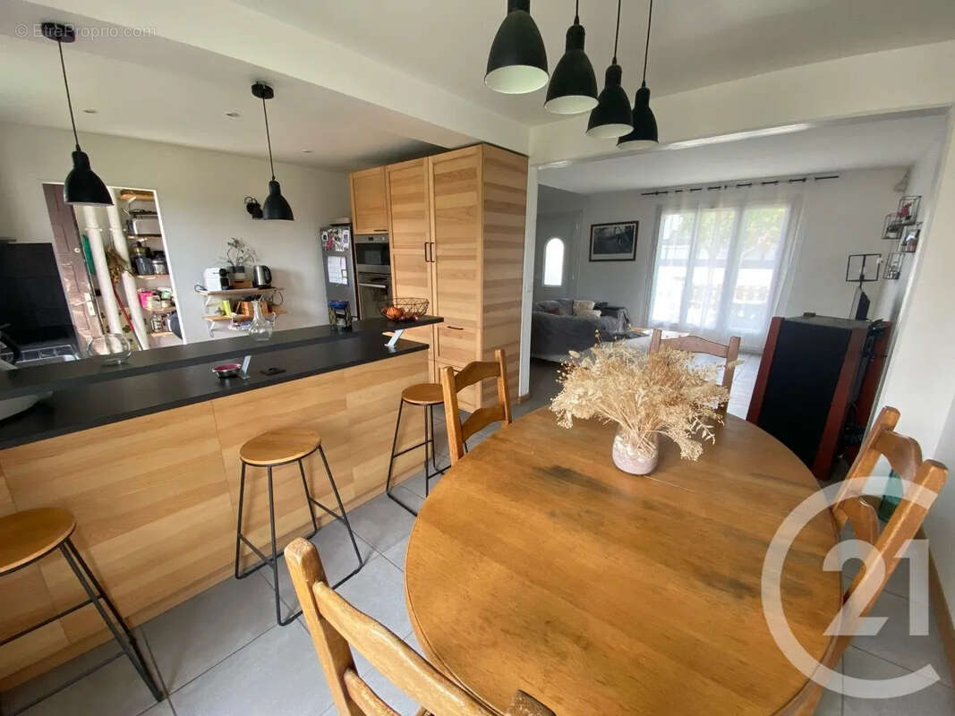 Maison 120 m² à Dammartin-En-Goele  - photo 3