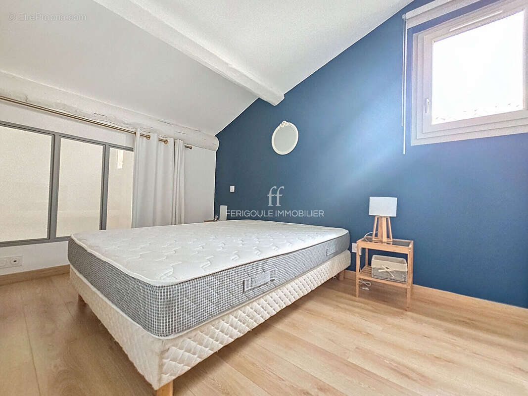 Appartement à VILLENEUVE-LES-AVIGNON