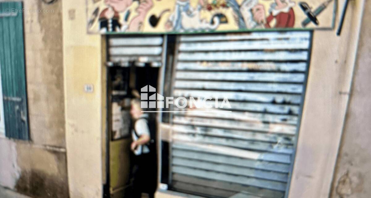 Commerce à MIRABEAU