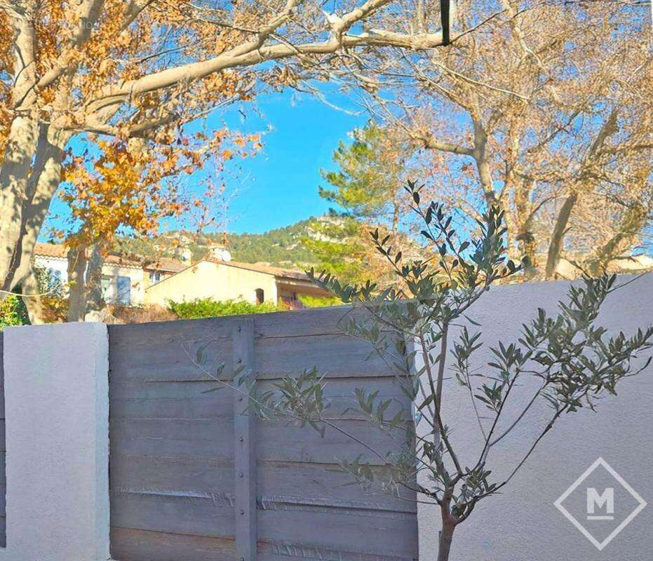 Maison à MARSEILLE-11E