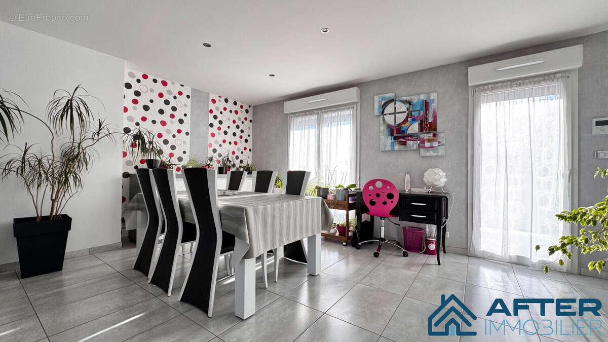 Maison à EINVILLE-AU-JARD