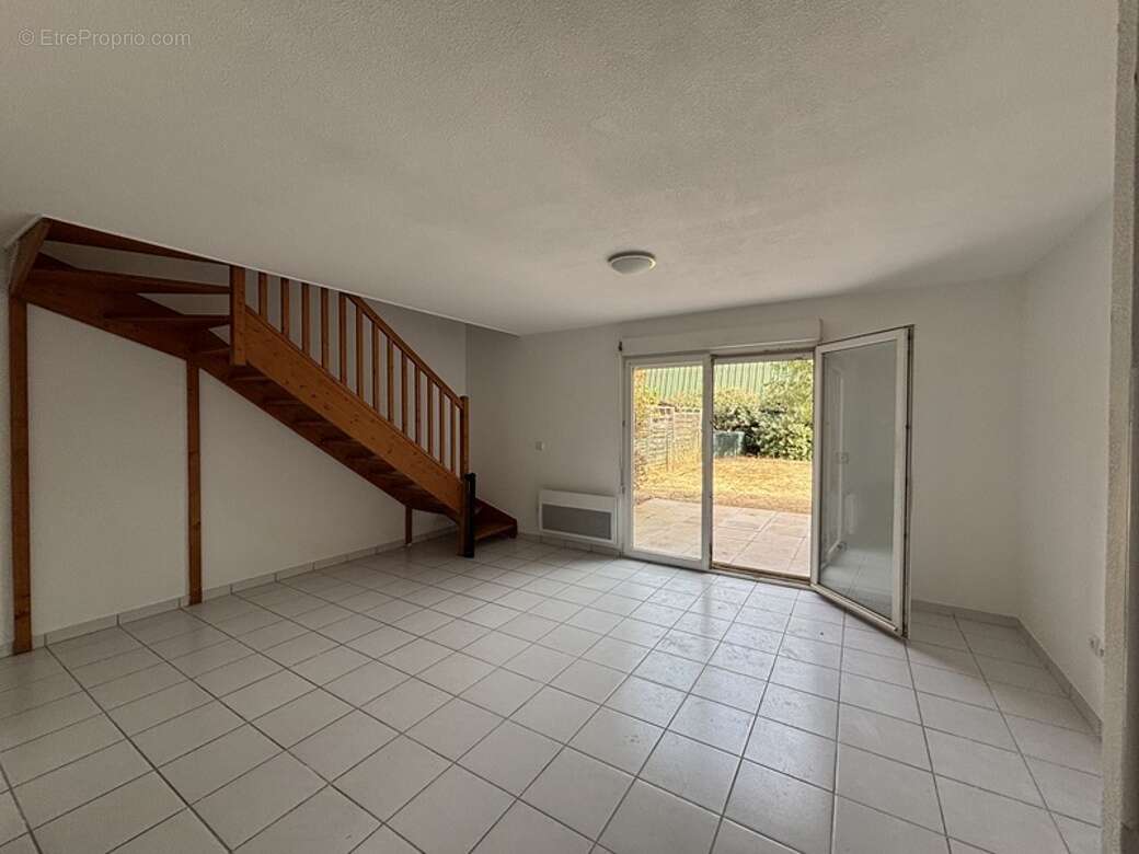 Maison 64 m² à Montelimar  - photo 6