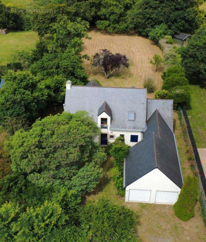 Guérande - Campagne - Superbe familiale - 5 Chambres -  Double garage - photo 3