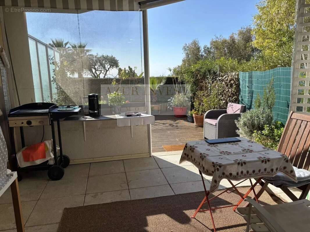 Appartement à ROQUEBRUNE-CAP-MARTIN