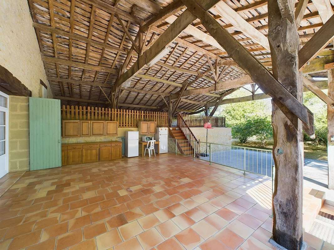 Maison à TOMBEBOEUF