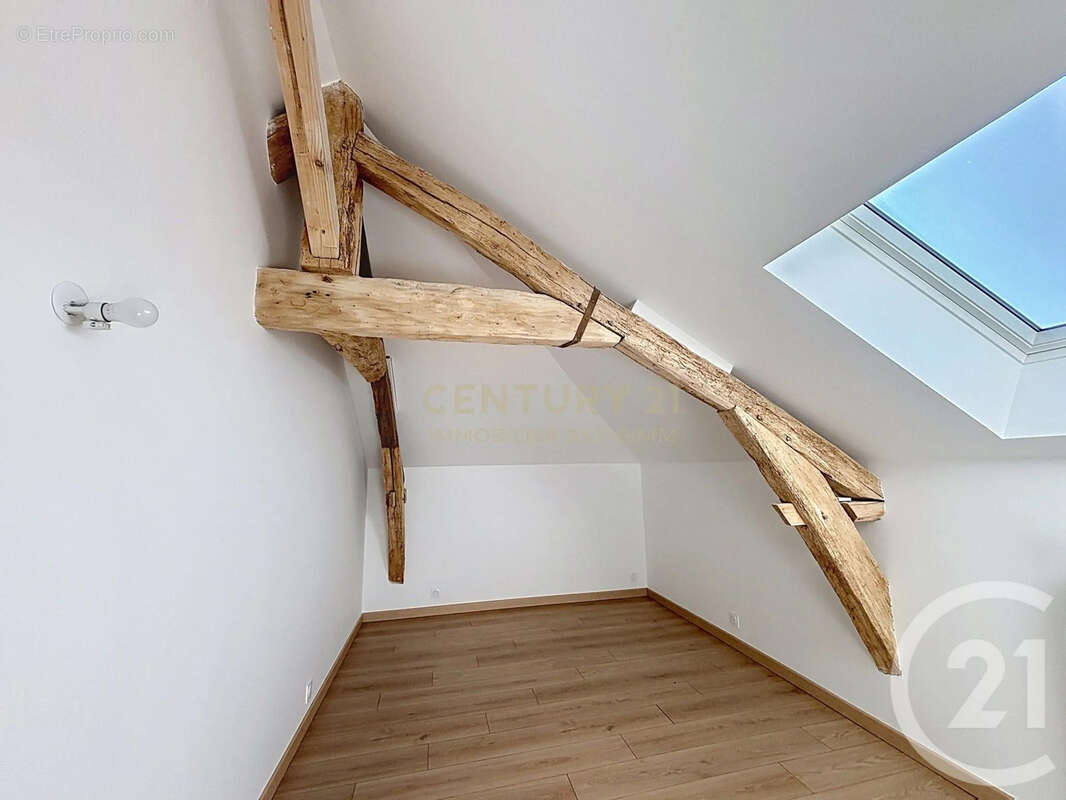 Maison 111 m² à Bourgoin-Jallieu  - photo 15