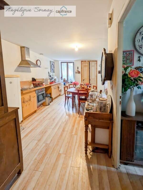 Maison à SAINT-JULIEN